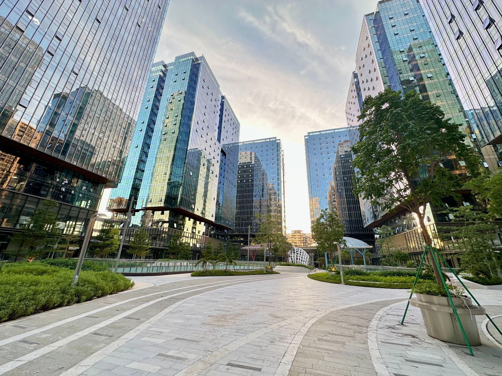 前海整栋写字楼开发商直租，物业资料(图6)